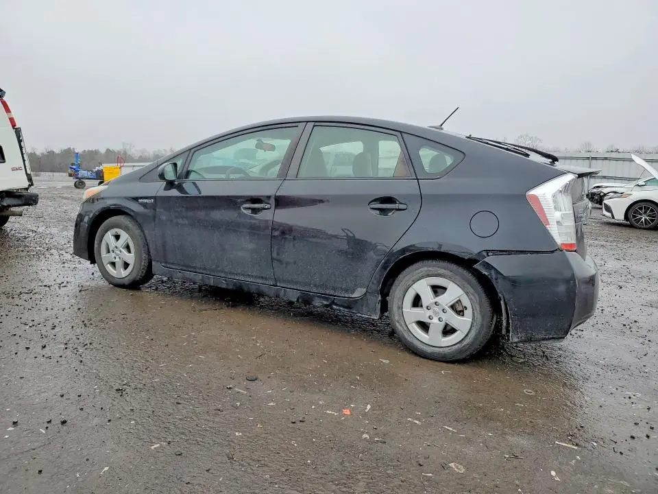 2011 TOYOTA PRIUS TWO  
