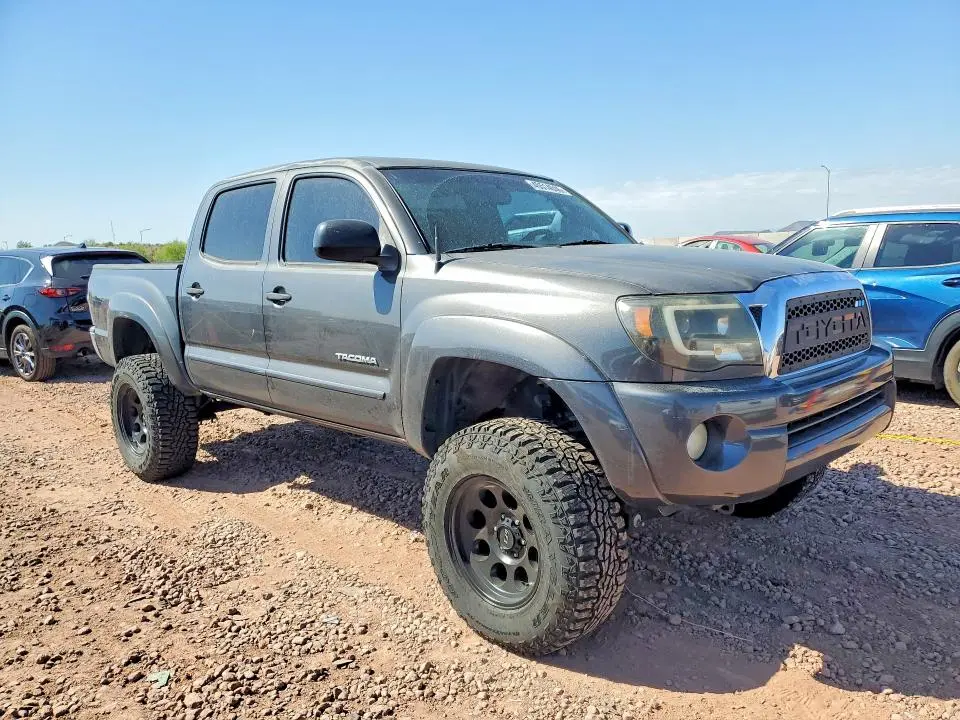2011 TOYOTA TACOMA V6  