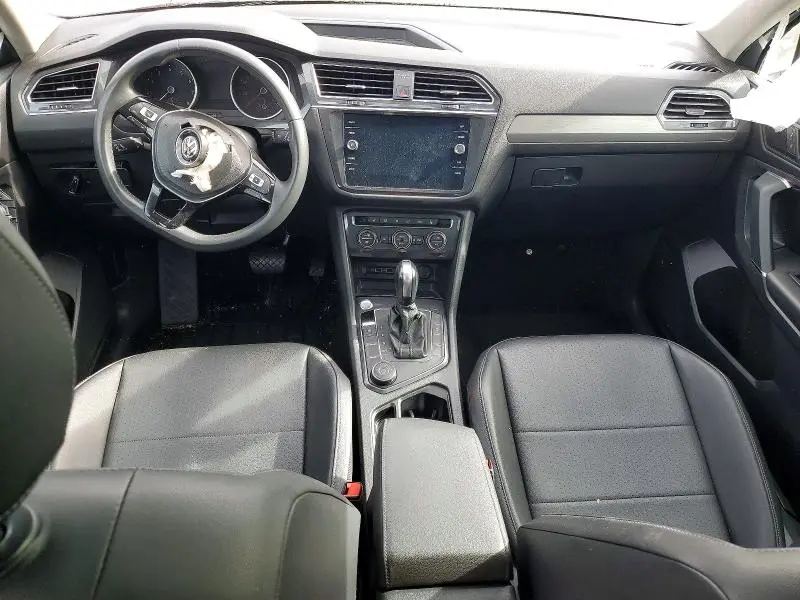 2020 VOLKSWAGEN TIGUAN SE  