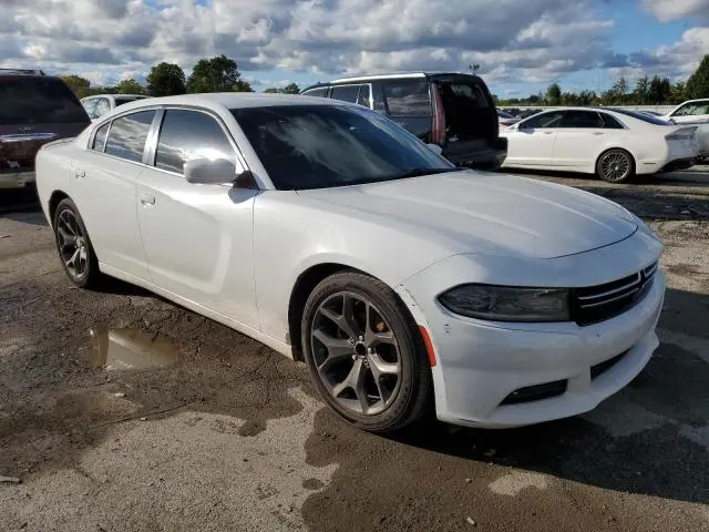 2015 DODGE CHARGER SE  