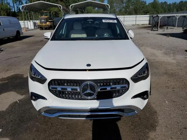 2025 MERCEDES-BENZ GLA 250  