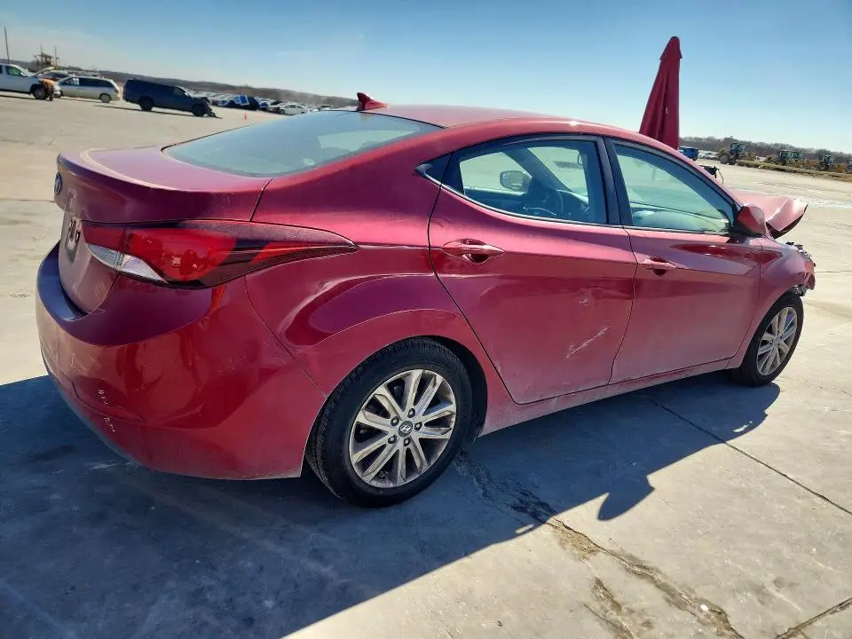 2014 HYUNDAI ELANTRA SE  
