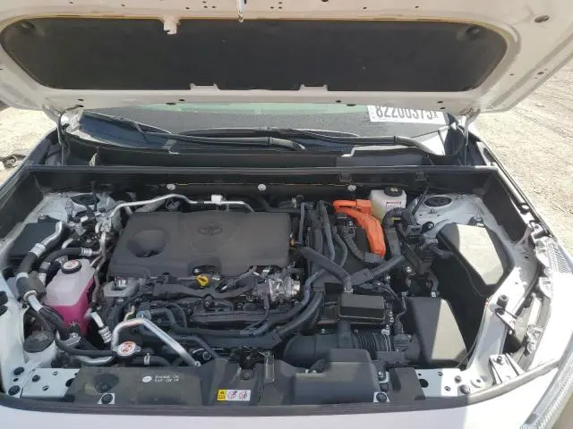 2025 TOYOTA RAV4 XSE  