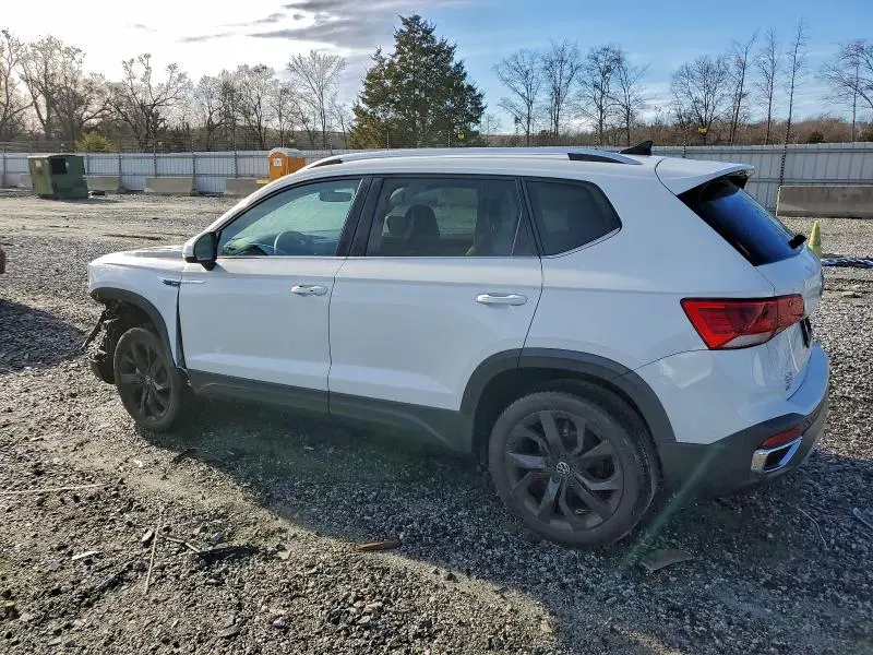 2024 VOLKSWAGEN TAOS SE  