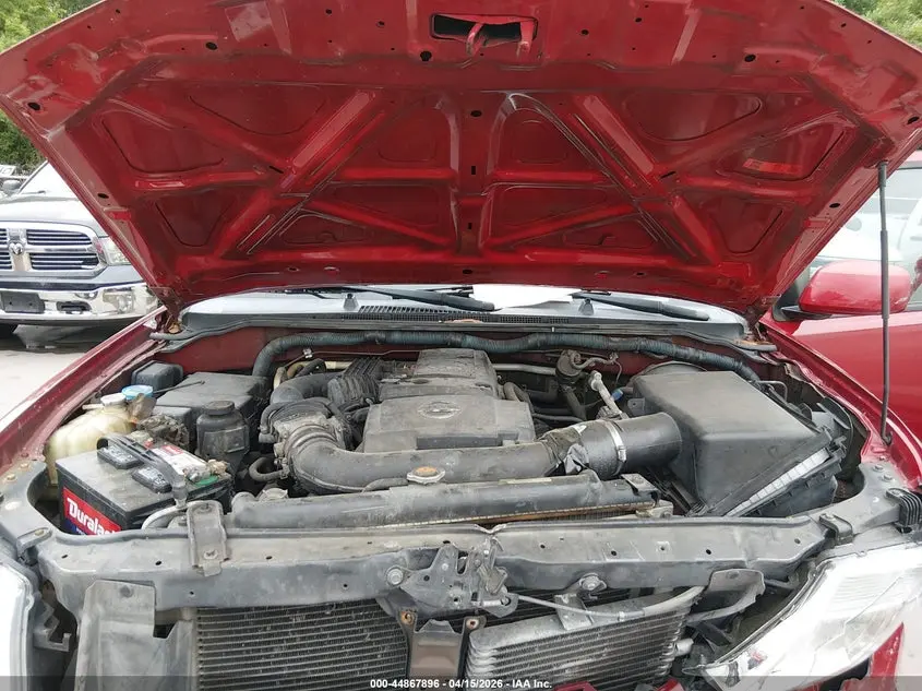 2011 NISSAN PATHFINDER SILVER