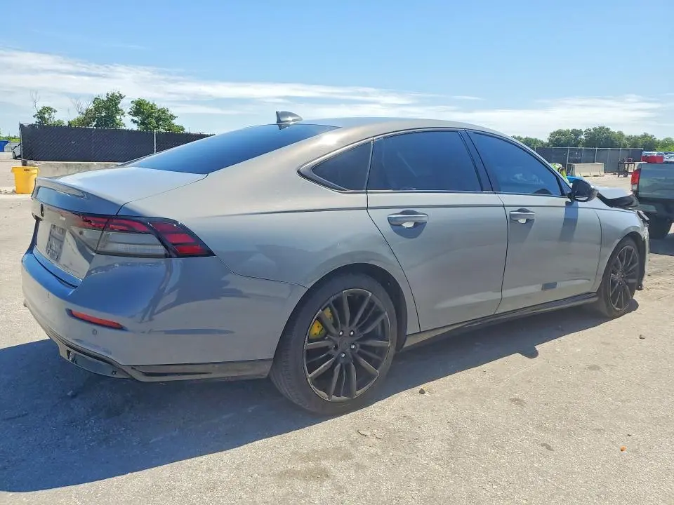 2023 HONDA ACCORD TOURING HYBRID  