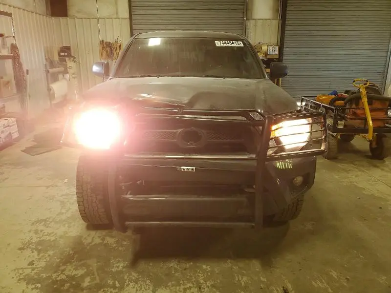 2015 TOYOTA TACOMA V6  