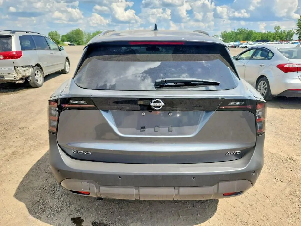 2026 NISSAN KICKS SV  