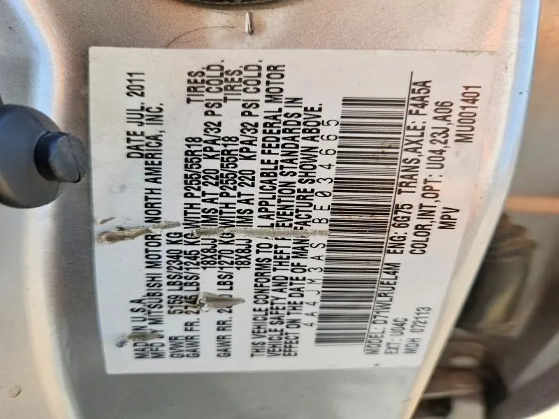 2011 MITSUBISHI ENDEAVOR SE  