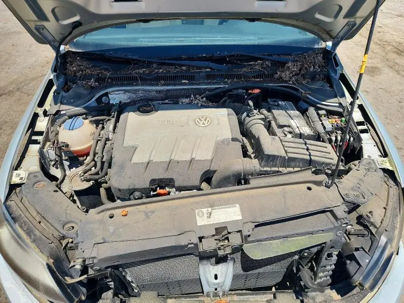 2011 VOLKSWAGEN JETTA TDI  