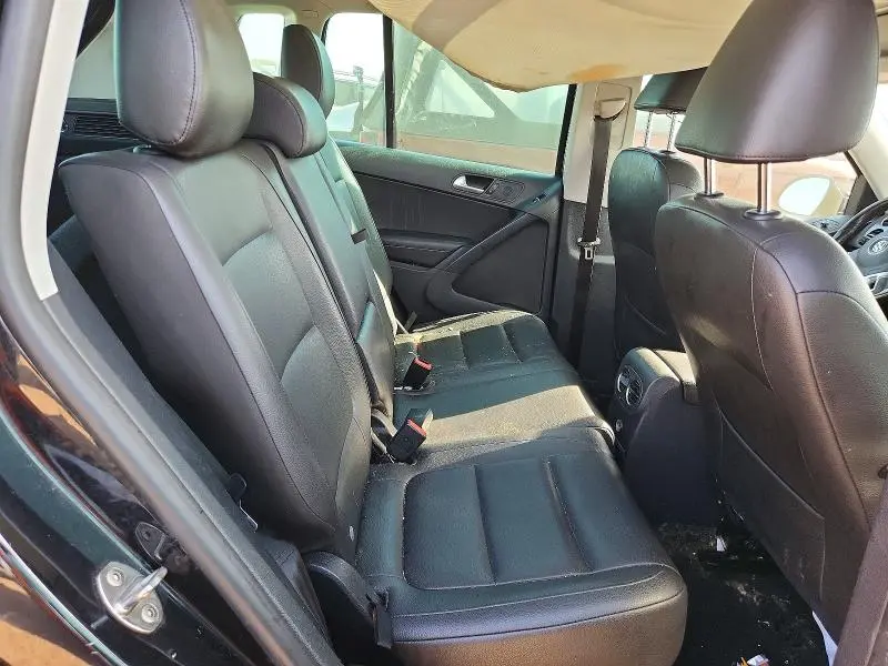 2013 VOLKSWAGEN TIGUAN S  