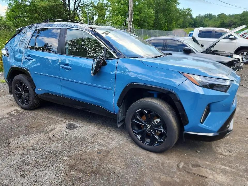 2024 TOYOTA RAV4 XSE  