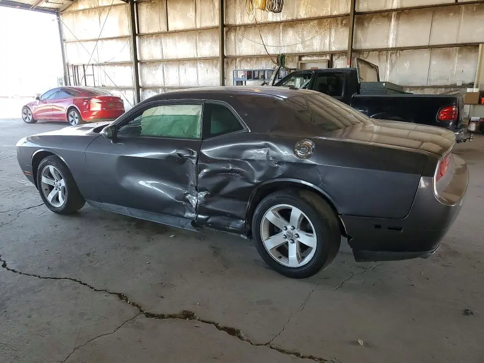 2013 DODGE CHALLENGER SXT  