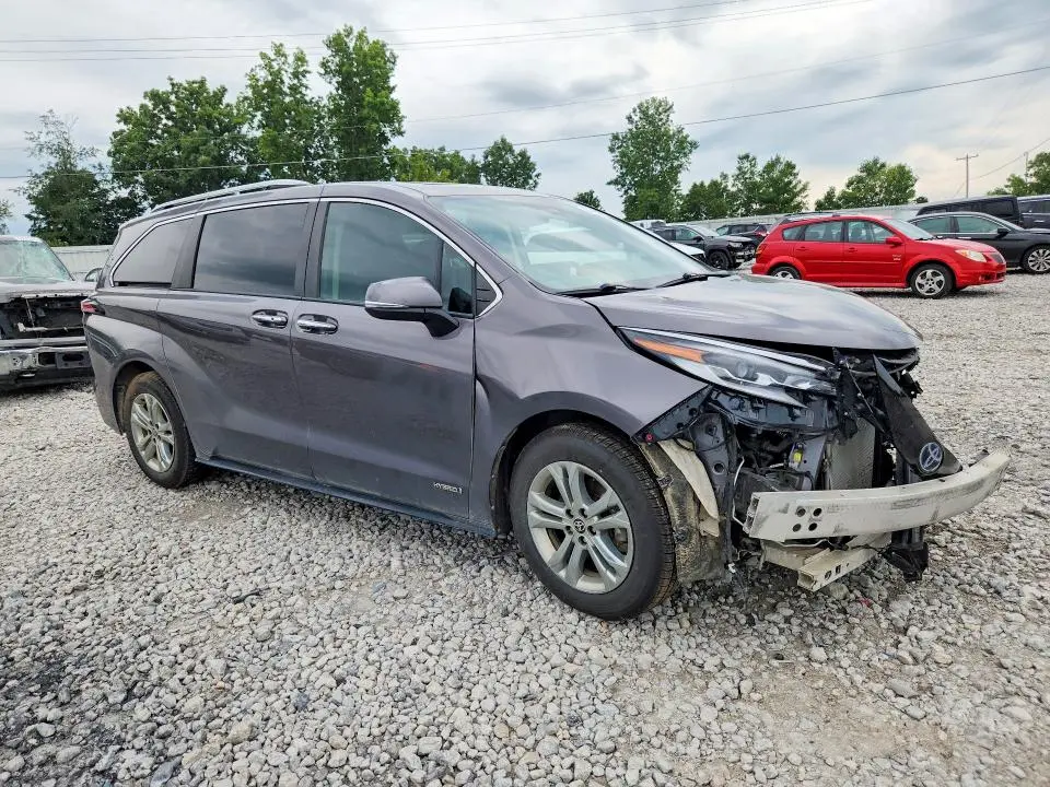 2021 TOYOTA SIENNA PLATINUM 7-PASSENGER  