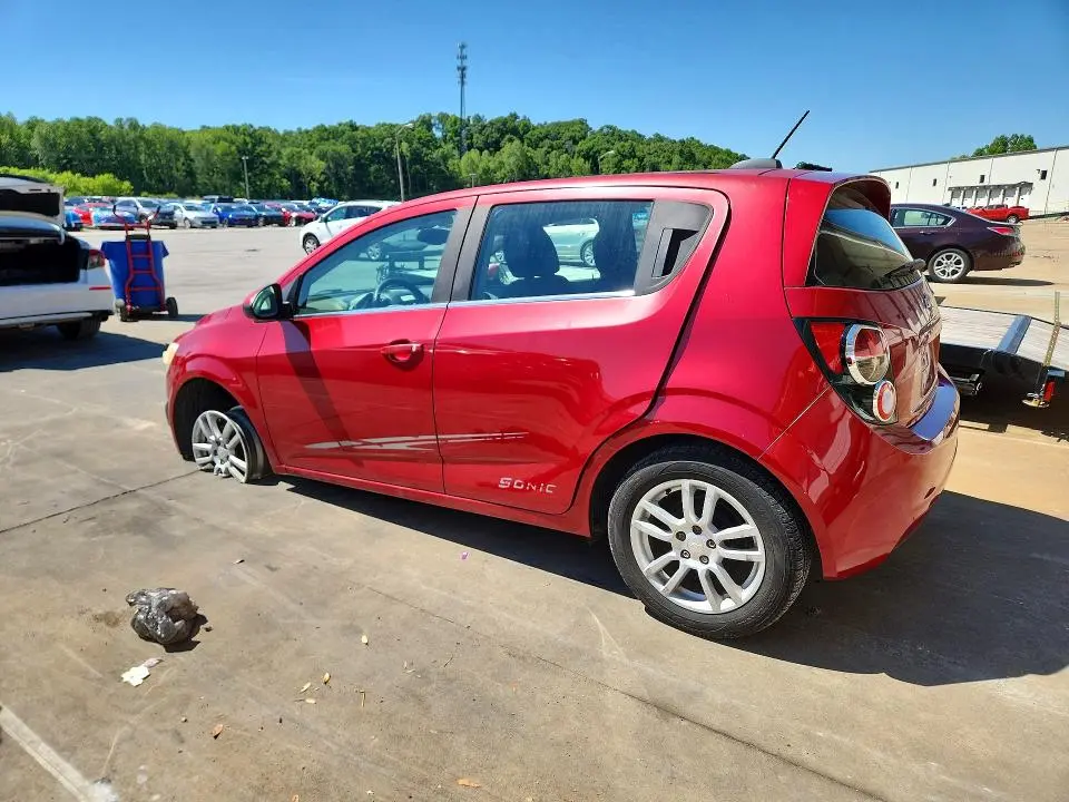 2015 CHEVROLET SONIC LT  