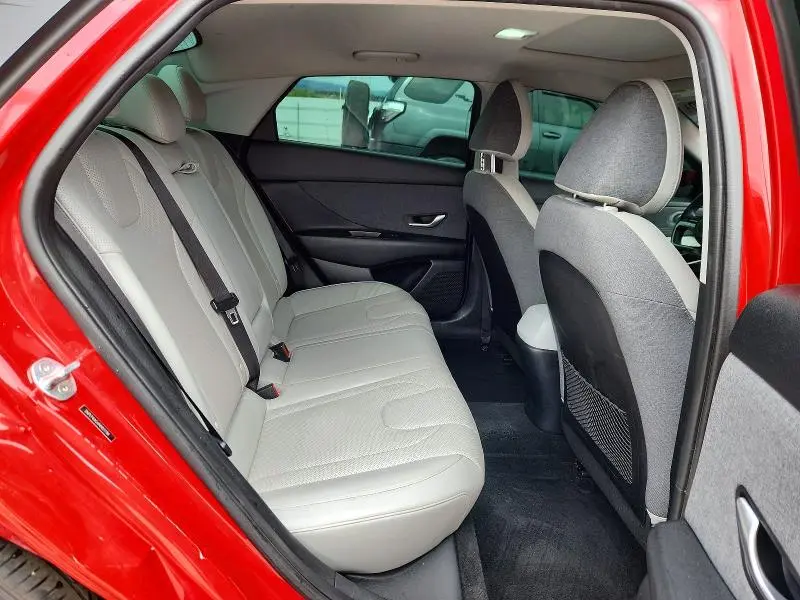 2022 HYUNDAI ELANTRA LIMITED  
