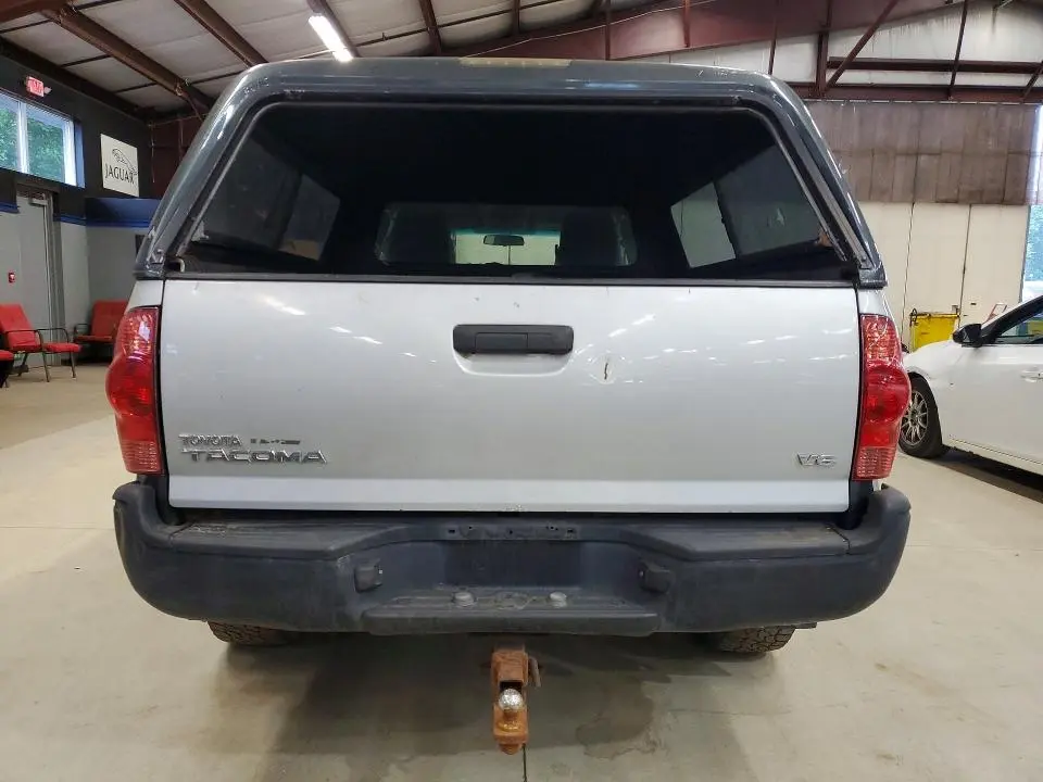 2013 TOYOTA TACOMA V6  