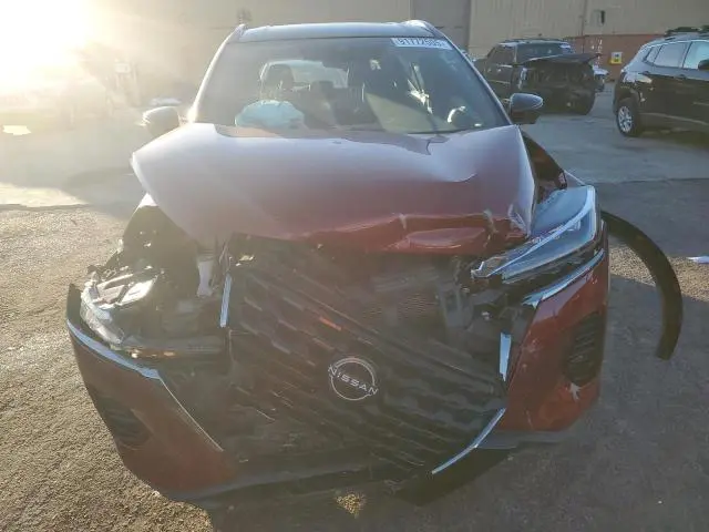 2023 NISSAN KICKS SR  