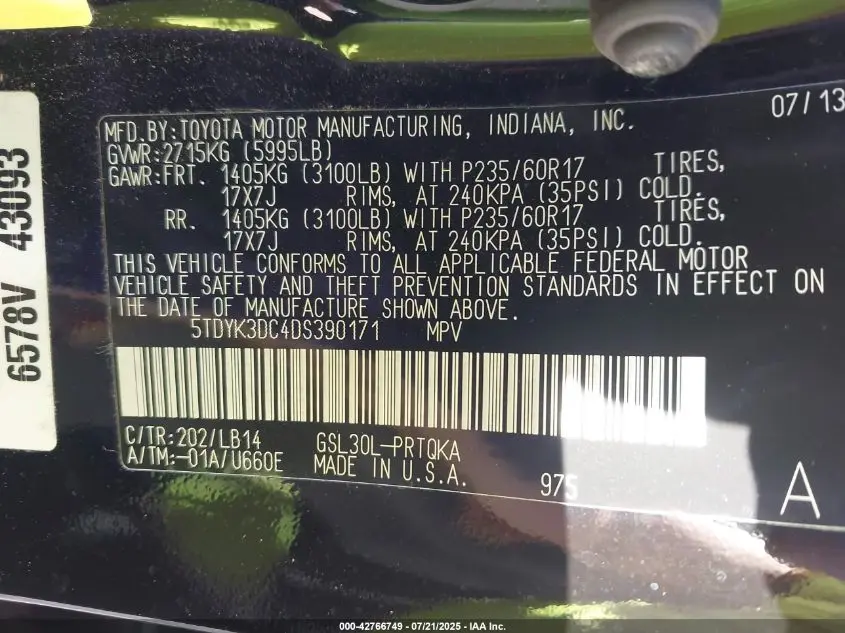 2013 TOYOTA SIENNA XLE V6 8 PASSENGER