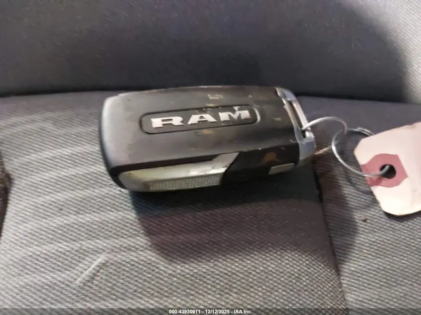 2023 RAM 1500 BIG HORN  4X4 5'7 BOX