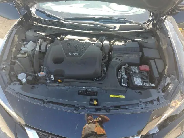 2022 NISSAN MAXIMA SR  