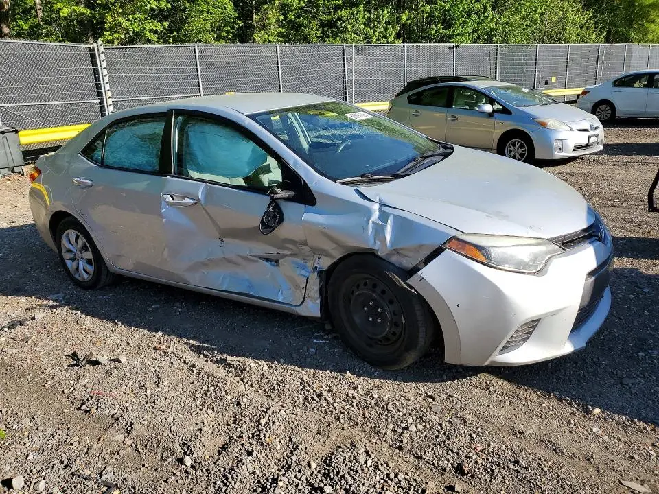 2015 TOYOTA COROLLA LE  