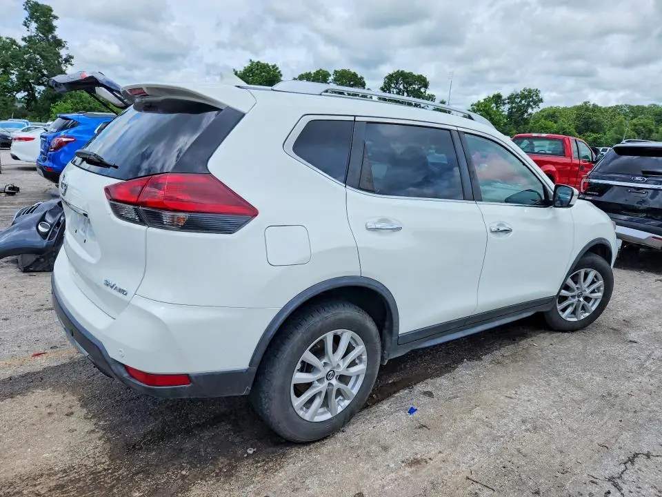 2019 NISSAN ROGUE SV  