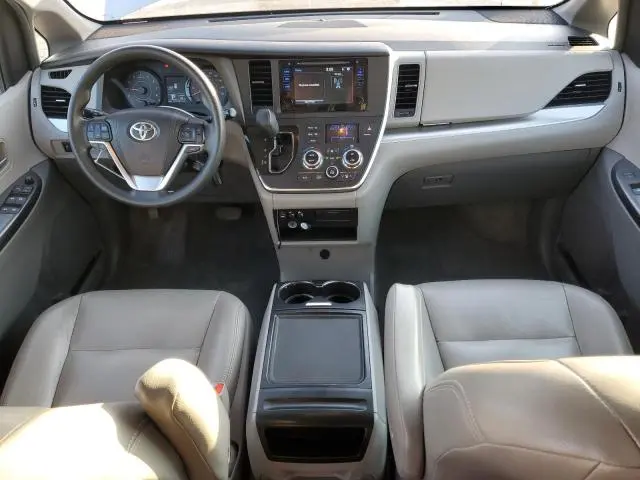 2015 TOYOTA SIENNA LE  