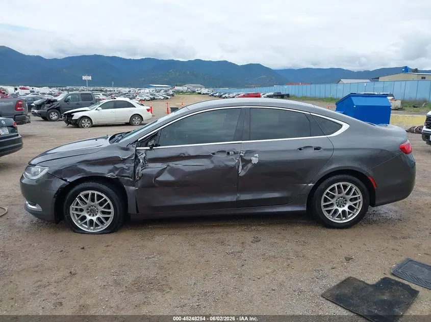 2016 CHRYSLER 200 LIMITED