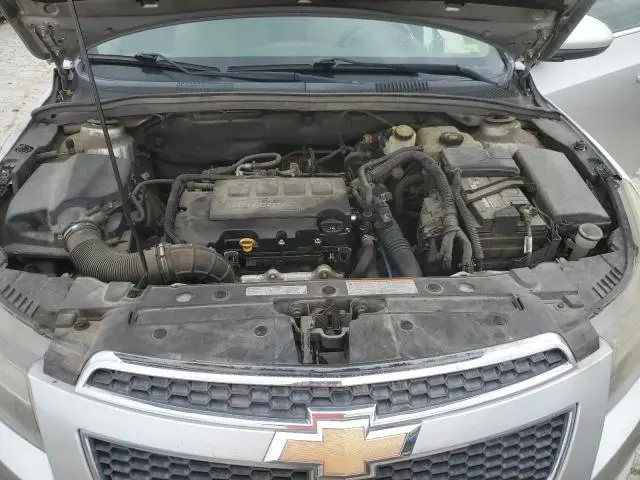 2011 CHEVROLET CRUZE LT  