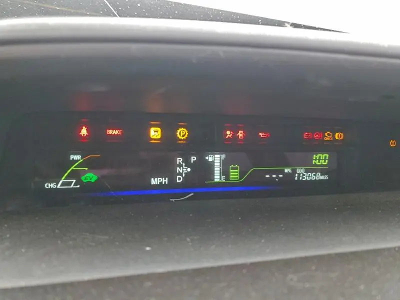 2014 TOYOTA PRIUS V   
