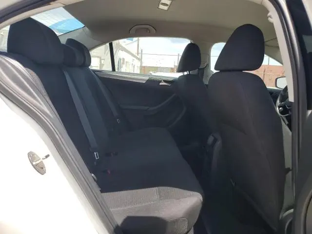 2015 VOLKSWAGEN JETTA SE  