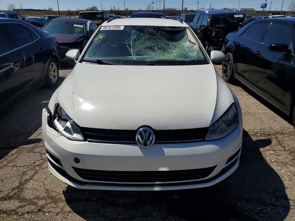 2016 VOLKSWAGEN GOLF   
