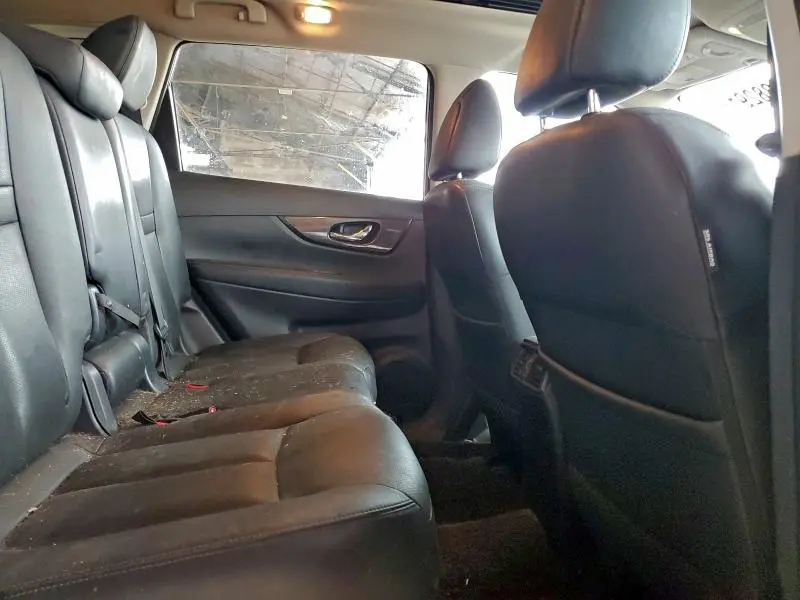 2015 NISSAN ROGUE S  