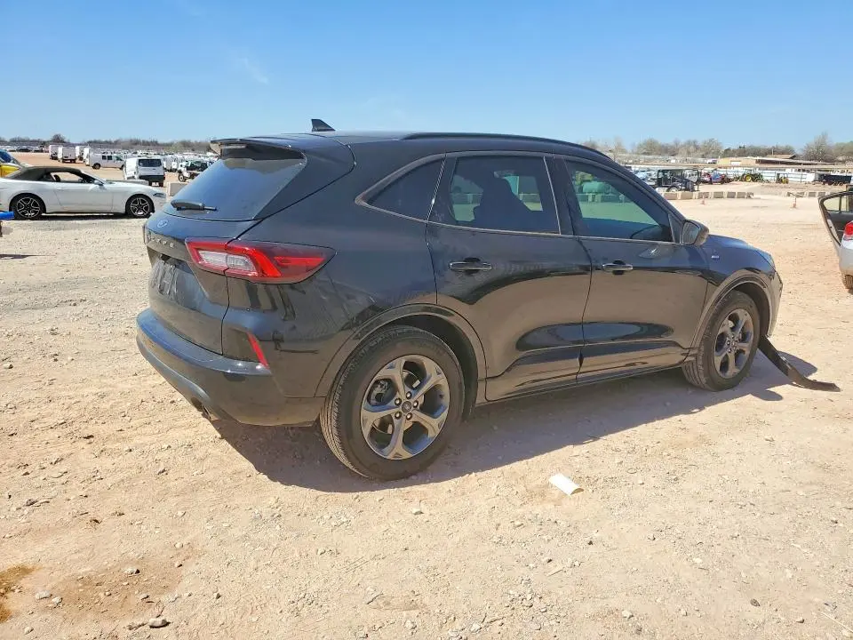 2024 FORD ESCAPE ST LINE  