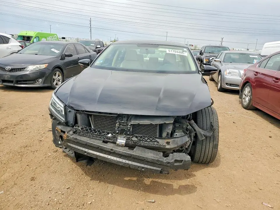 2017 VOLKSWAGEN PASSAT R-LINE  