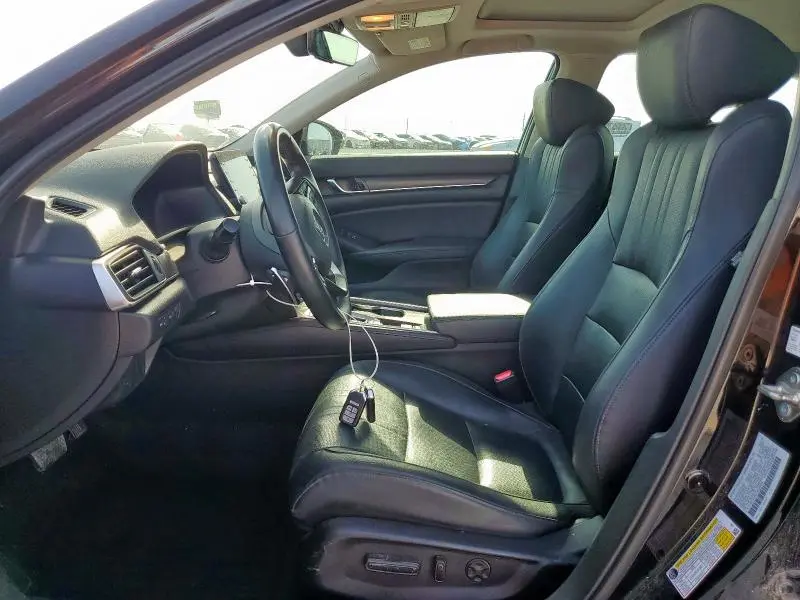 2018 HONDA ACCORD TOURING  