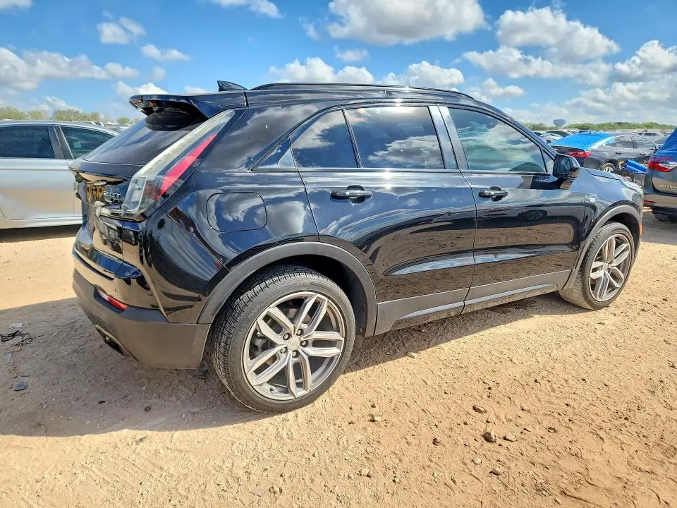 2019 CADILLAC XT4 SPORT  