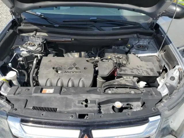 2016 MITSUBISHI OUTLANDER ES