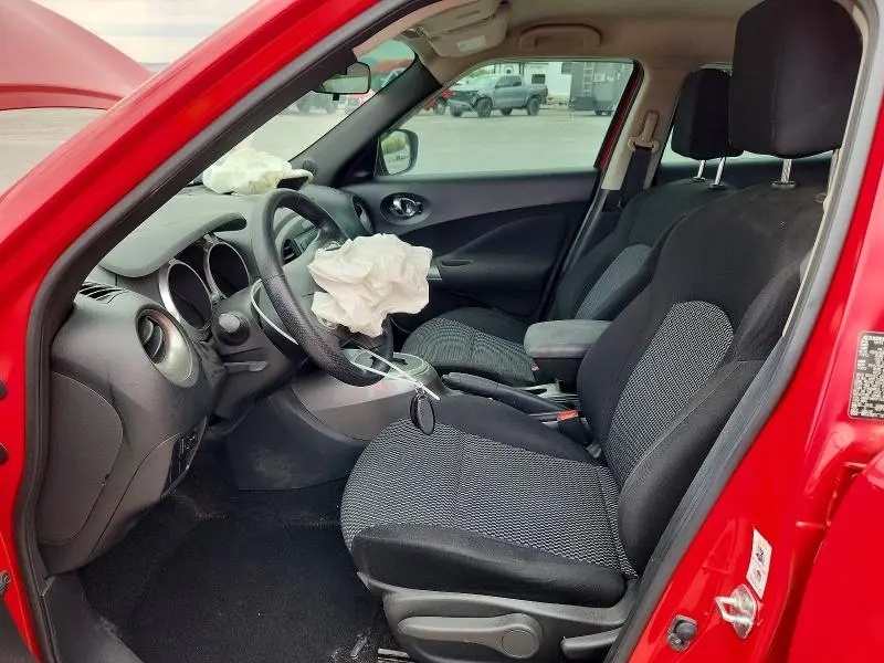 2015 NISSAN JUKE S  