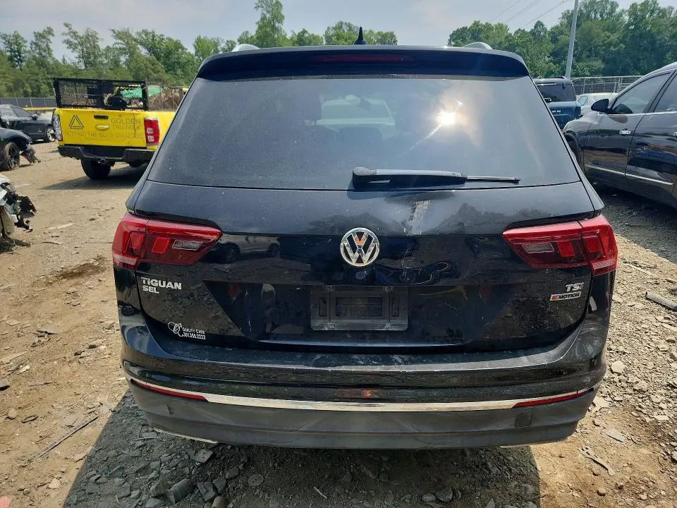 2018 VOLKSWAGEN TIGUAN SE  