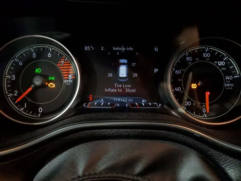 2019 JEEP CHEROKEE TRAILHAWK  