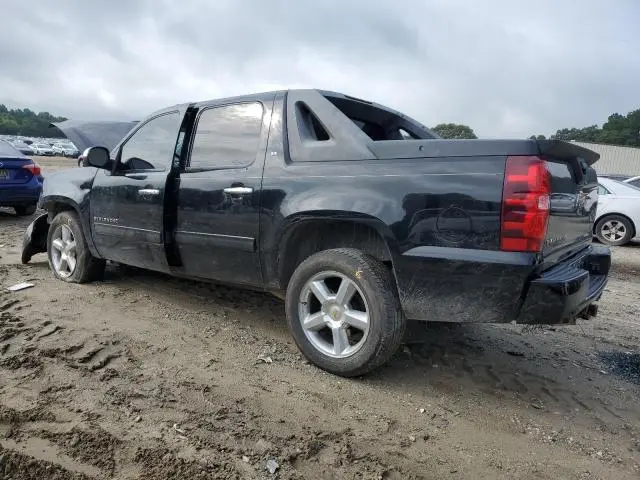 2011 CHEVROLET AVALANCHE LT  