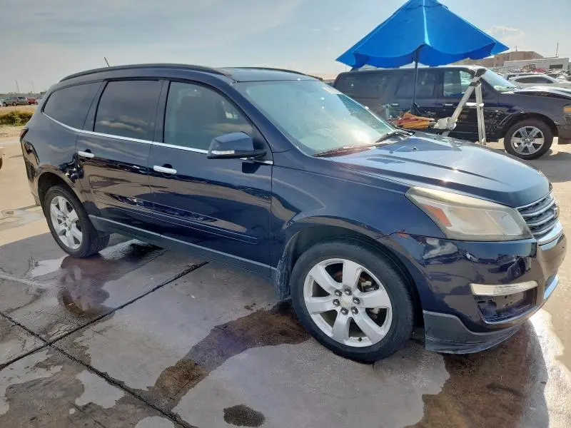 2016 CHEVROLET TRAVERSE LT  