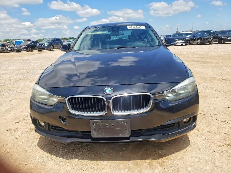 2017 BMW 320 I  