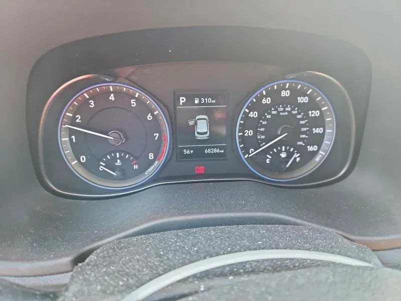 2020 HYUNDAI KONA SE  