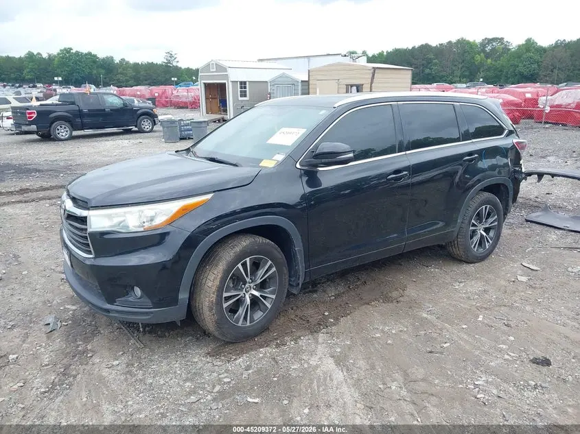2016 TOYOTA HIGHLANDER XLE V6