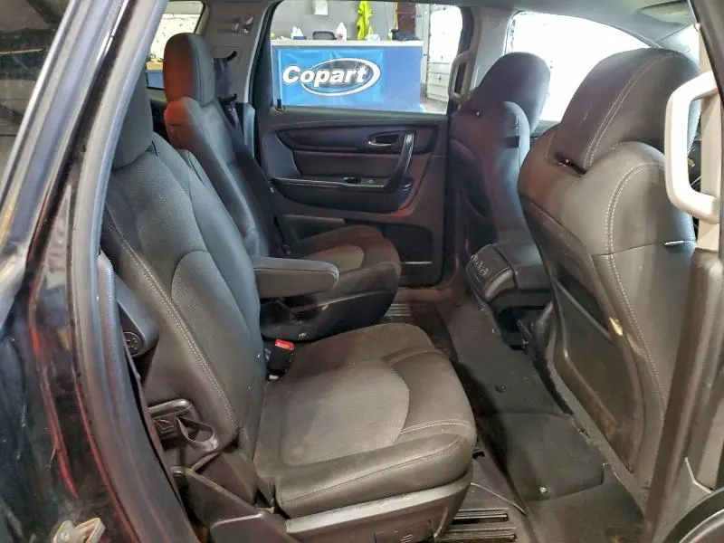 2015 CHEVROLET TRAVERSE LT  