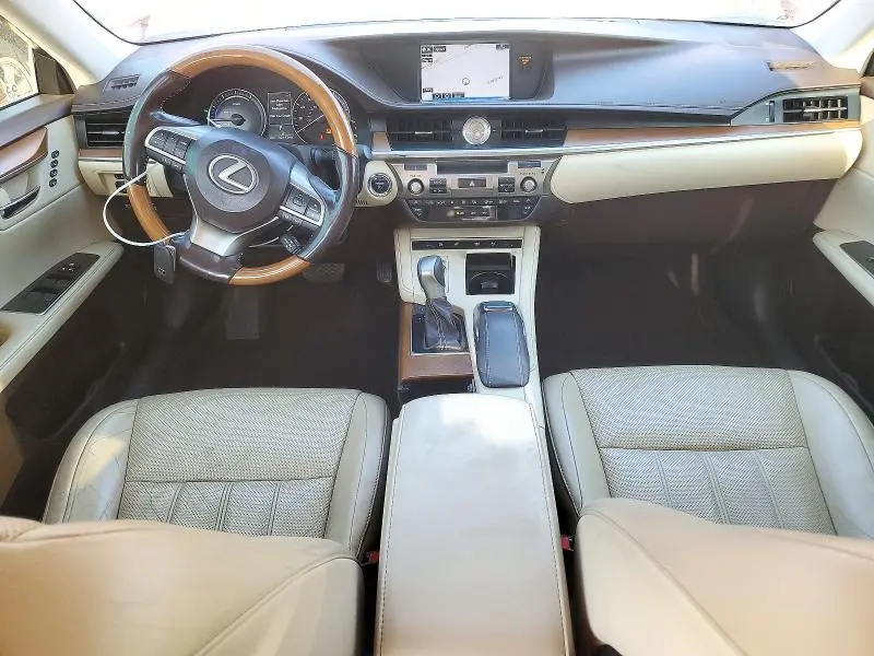 2016 LEXUS ES 300H  