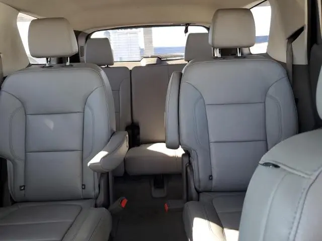 2020 CHEVROLET TRAVERSE LT  